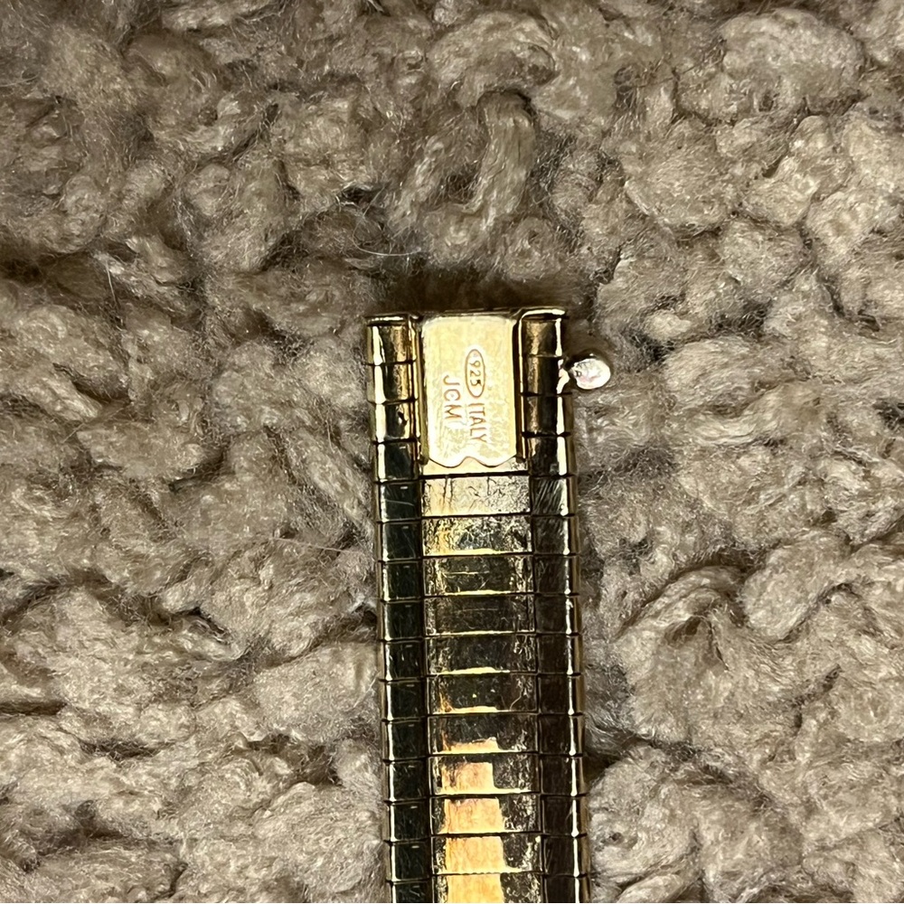 Floral Patterned Bangle Bracelet - image 5